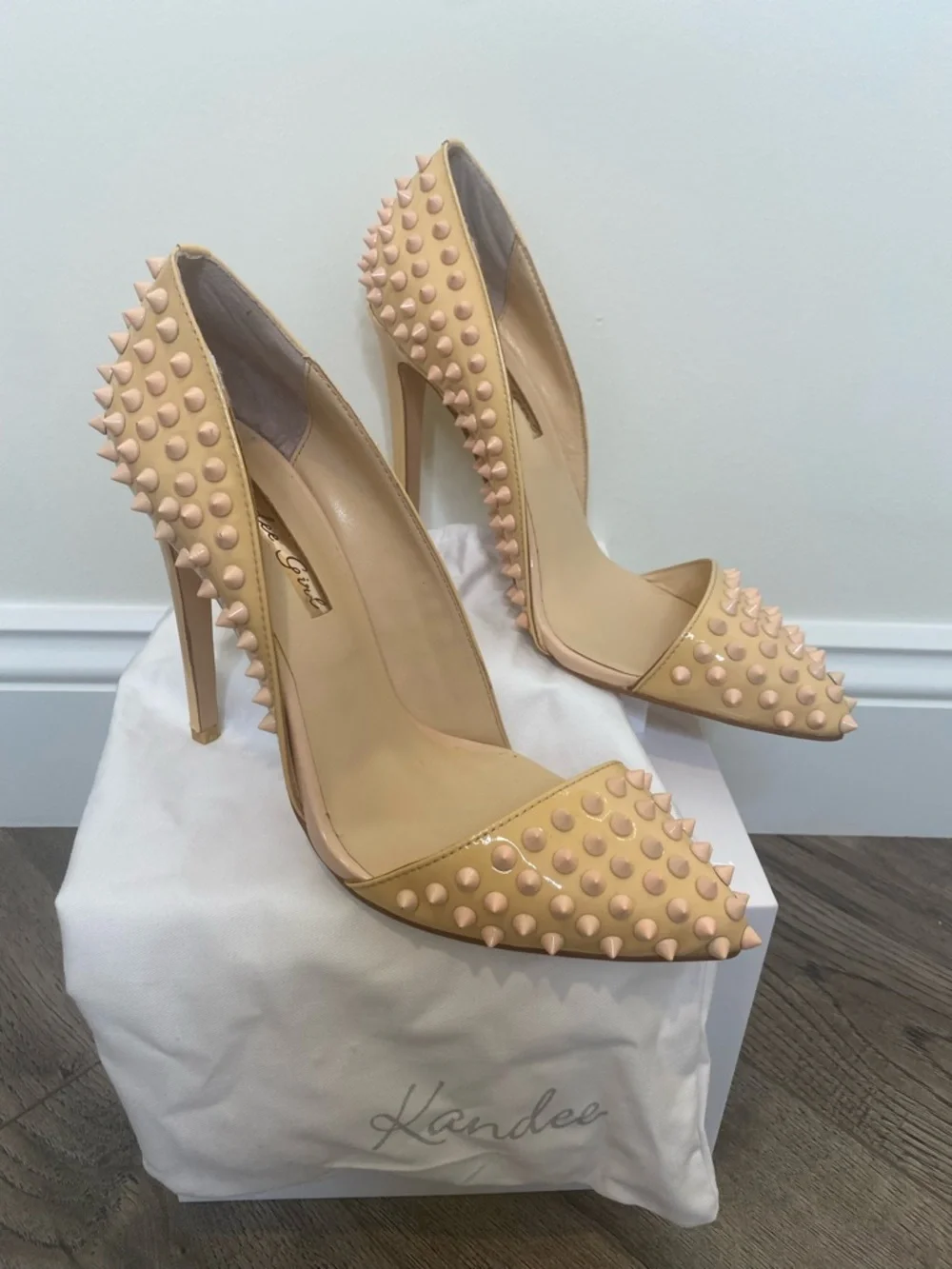Nude Spiked Pointed-Toe Stiletto Pumps - Picture 2 of 3